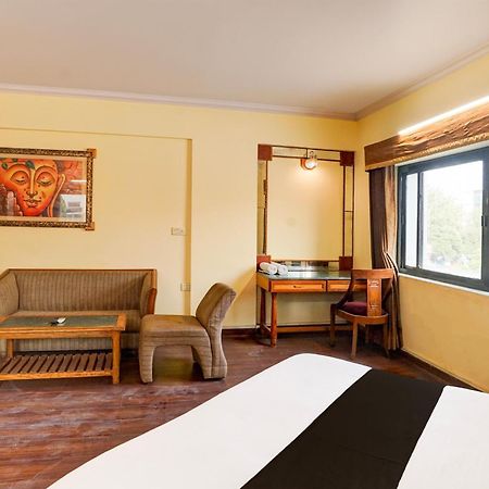 Super Townhouse Subhash Nagar Formerly Royal Palazzo Jaipur Eksteriør billede