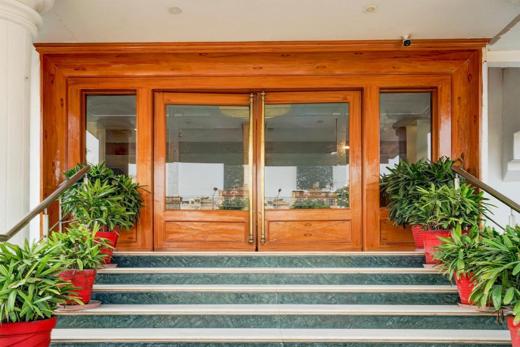 Super Townhouse Subhash Nagar Formerly Royal Palazzo Jaipur Eksteriør billede