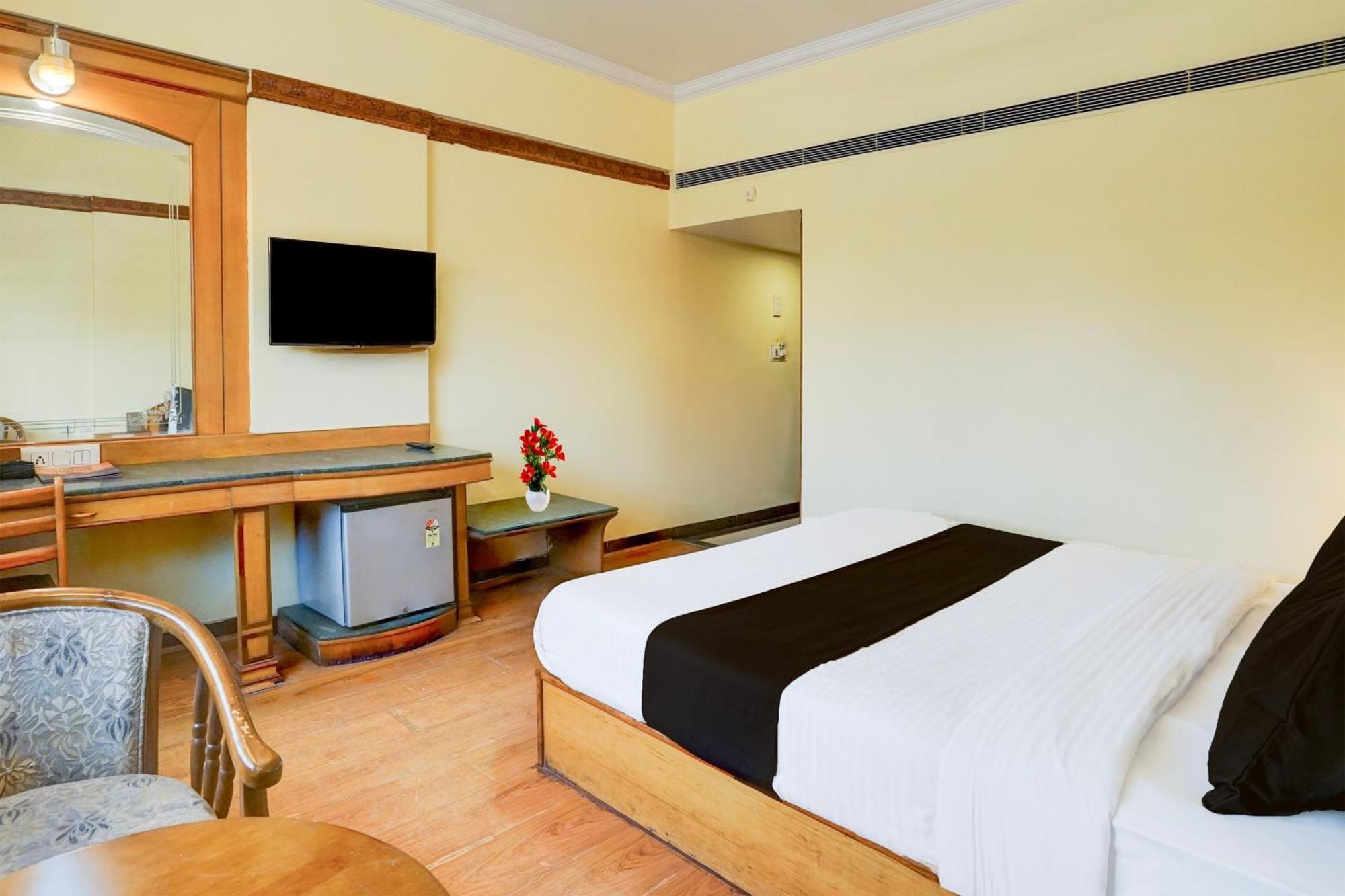 Super Townhouse Subhash Nagar Formerly Royal Palazzo Jaipur Eksteriør billede