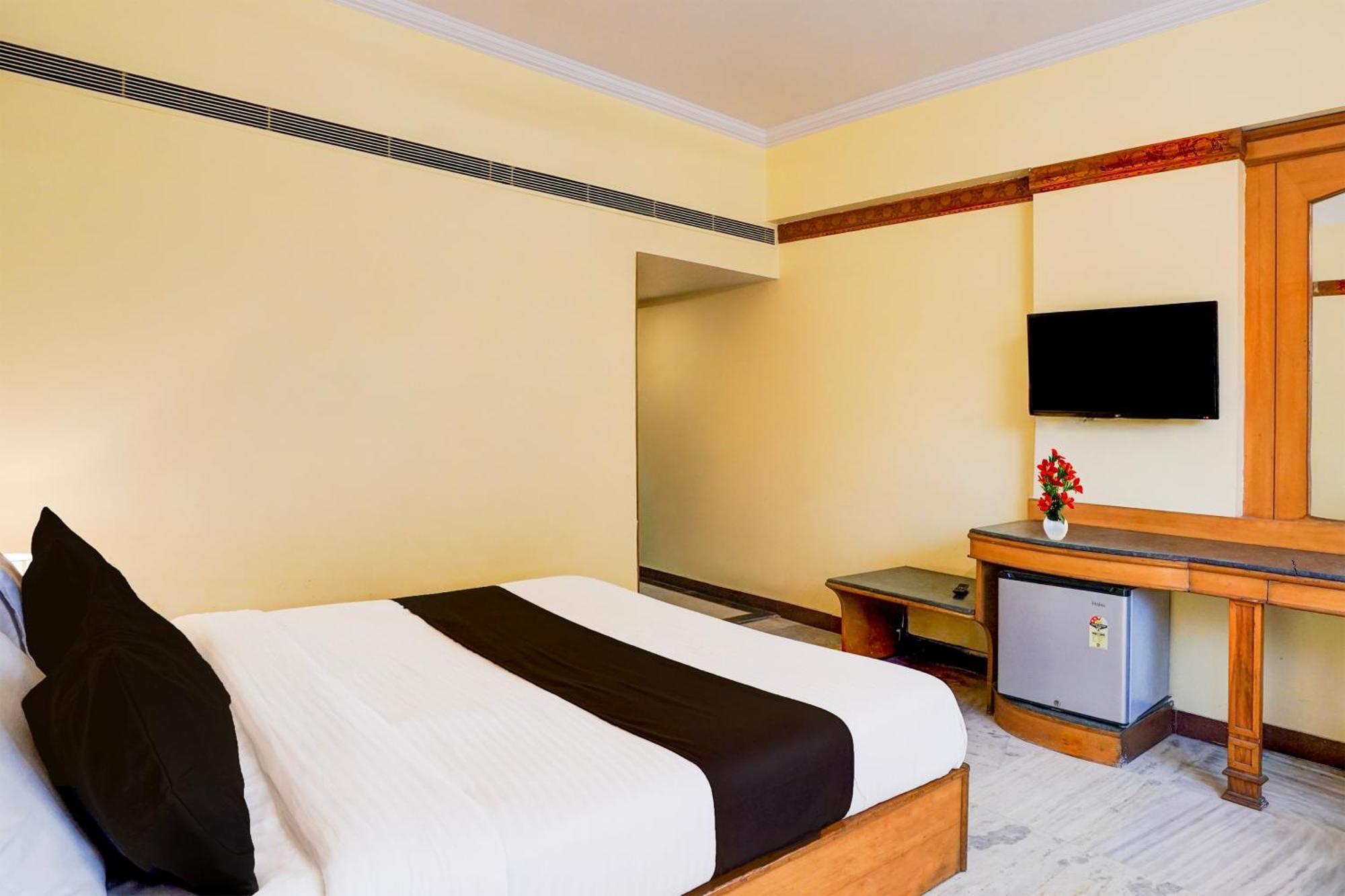Super Townhouse Subhash Nagar Formerly Royal Palazzo Jaipur Eksteriør billede