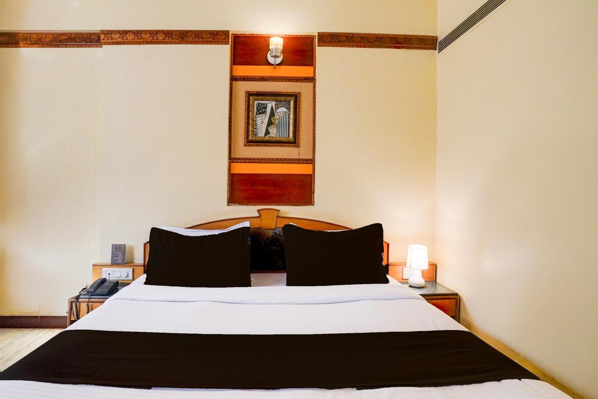 Super Townhouse Subhash Nagar Formerly Royal Palazzo Jaipur Eksteriør billede